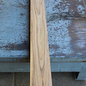 TAVOLA AMAZAQUE DANIELA